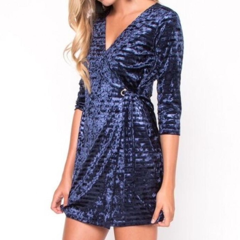 Everly Velvet Dress